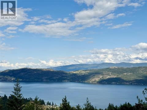 Photo 3 of 90 Crown Crescent, Okanagan North, Vernon