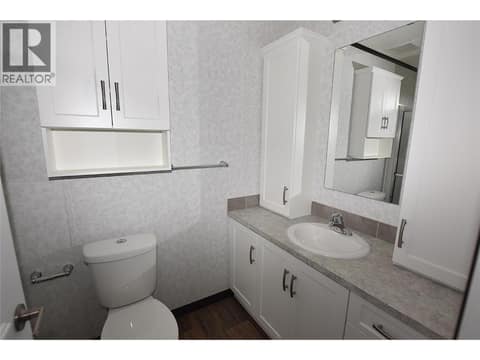 En-suite at 61 Antoine Road Unit# 24, Swan Lake West, Vernon