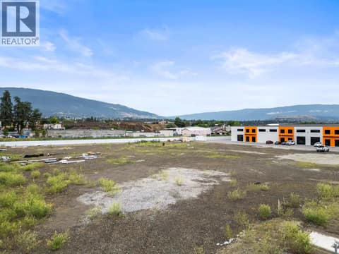 Photo 10 of 4651 Anderson Way, City of Vernon