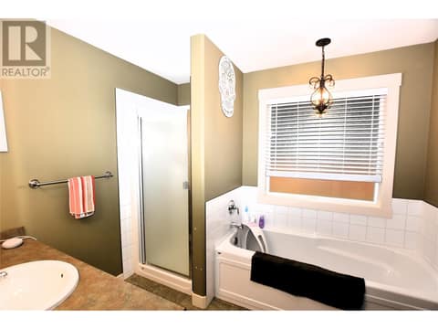 Photo 31 of 458 Ibis Avenue, Okanagan North, Vernon