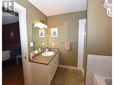 Photo 33 of 458 Ibis Avenue, Okanagan North, Vernon