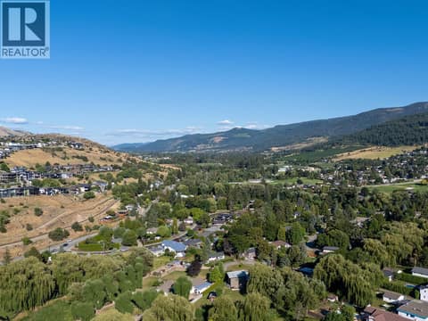 Photo 7 of 406 Arrowleaf Rise, Middleton Mountain Coldstream