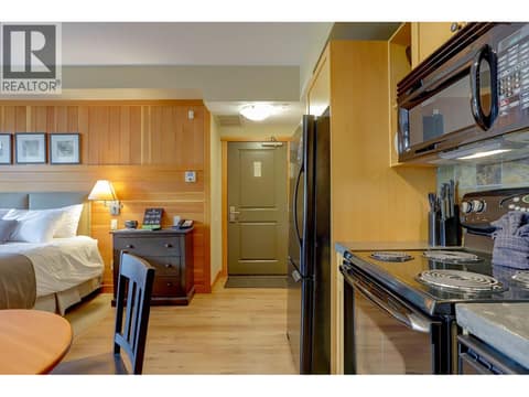 Photo 12 of 101 Village Centre Court Unit# 231, Predator Ridge, Vernon