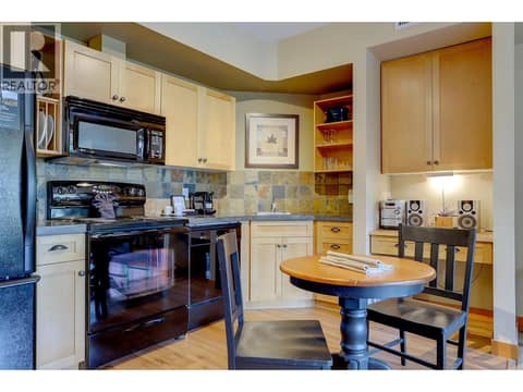Photo 9 of 101 Village Centre Court Unit# 231, Predator Ridge, Vernon