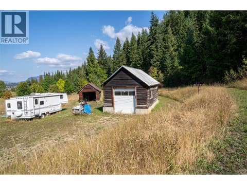 Photo 8 of 4596 Back Enderby Road, Armstrong/ Spall., Spallumcheen