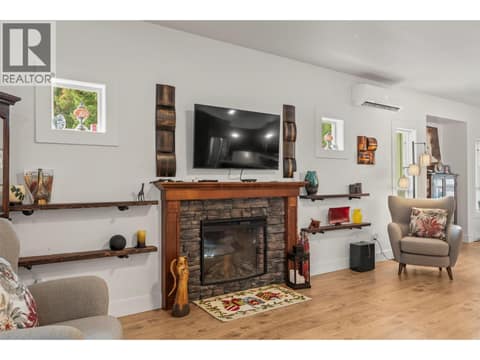 Photo 10 of 205 Falcon Avenue, Okanagan North, Vernon