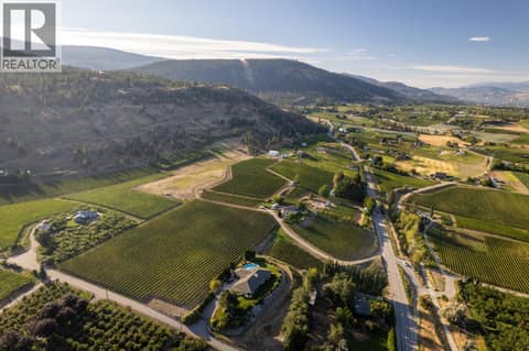 Photo 14 of 1116 Naramata Road, Uplands/Redlands, Penticton