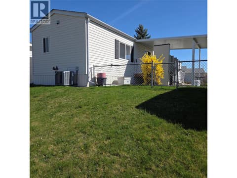 Photo 6 of 6688 Tronson Road Unit# 118, Okanagan Landing, Vernon