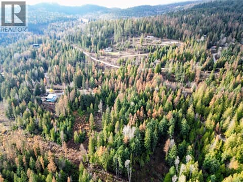Photo 12 of 766 Drakes Road, Rossland Rural