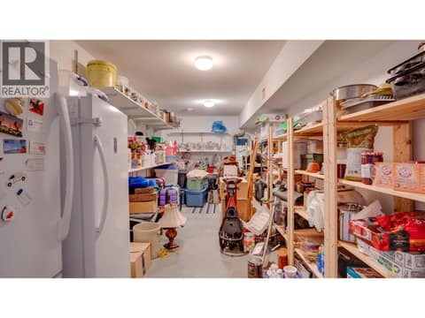 Huge storage area at 667 Mt York Drive, Middleton Mountain Coldstream