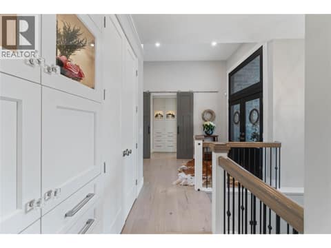 Photo 15 of 608 Mt Ida Crescent, Middleton Mountain Coldstream