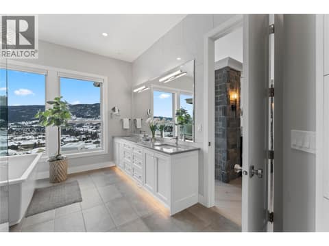 Photo 22 of 608 Mt Ida Crescent, Middleton Mountain Coldstream