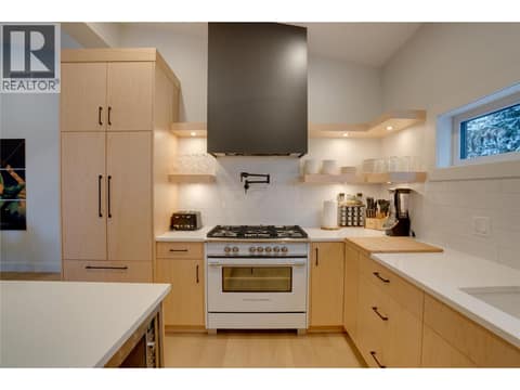 Kitchen at 9973 Purcell Drive, Silver Star, Vernon