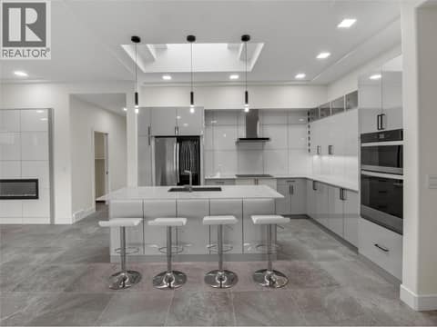 Photo 3 of 1723 Treffry Place, Trout Creek, Summerland