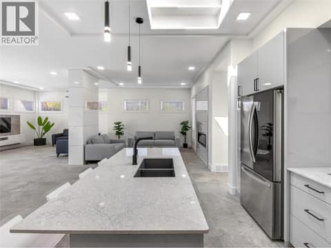 Photo 5 of 1723 Treffry Place, Trout Creek, Summerland