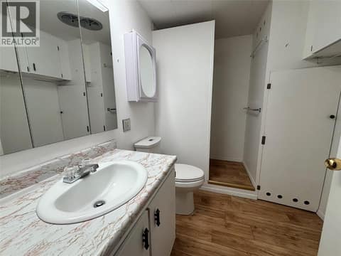 Photo 14 of 4701 Pleasant Valley Road Unit# 43, Harwood, Vernon