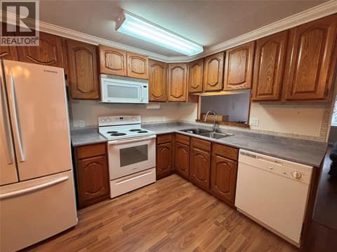 Photo 7 of 4701 Pleasant Valley Road Unit# 43, Harwood, Vernon