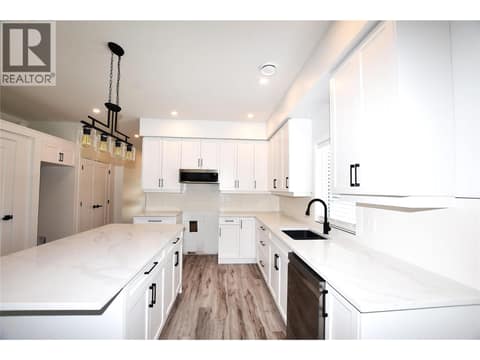 Photo 11 of 592 Nighthawk Avenue, Okanagan North, Vernon