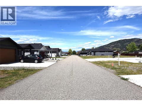 Just a short walk straight down to the beach at 592 Nighthawk Avenue, Okanagan North, Vernon