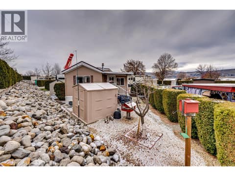 Rear view at 8000 Highland Road Unit# 42, North BX, Vernon