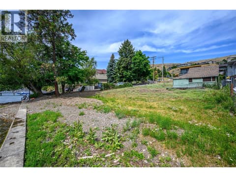 Photo 10 of 7501 Kennedy Lane, Bella Vista, Vernon