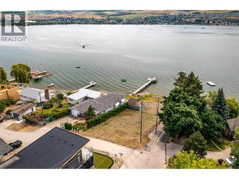 Photo 15 of 7501 Kennedy Lane, Bella Vista, Vernon
