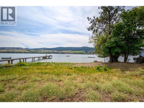 Photo 8 of 7501 Kennedy Lane, Bella Vista, Vernon