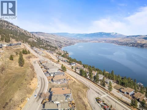 Photo 7 of 8836 Hampshire Crescent, Adventure Bay, Vernon
