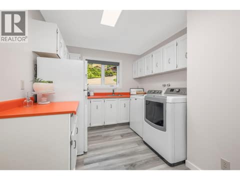 Photo 18 of 7994 Tronson Road, Bella Vista, Vernon