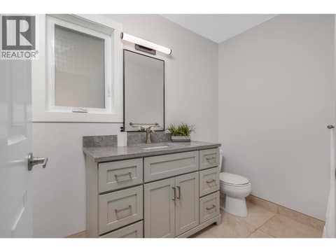 Photo 19 of 7994 Tronson Road, Bella Vista, Vernon