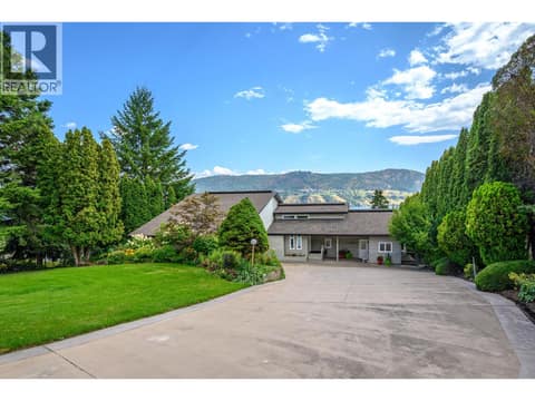 Photo 4 of 7994 Tronson Road, Bella Vista, Vernon