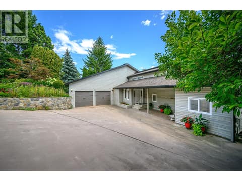 Photo 5 of 7994 Tronson Road, Bella Vista, Vernon