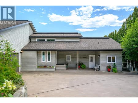 Photo 6 of 7994 Tronson Road, Bella Vista, Vernon