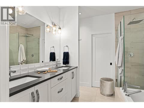 5 Piece Ensuite at 209 Ashcroft Place, Predator Ridge, Vernon