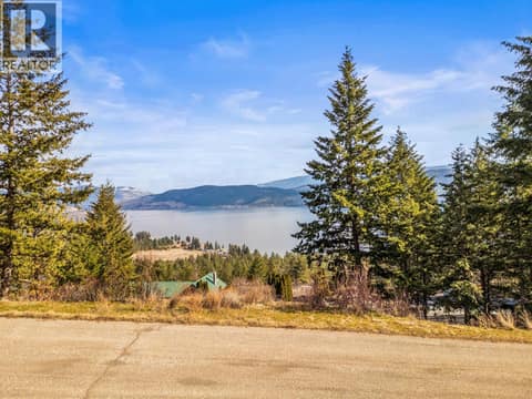 Photo 1 of 10551 Columbia Way, Okanagan North, Vernon