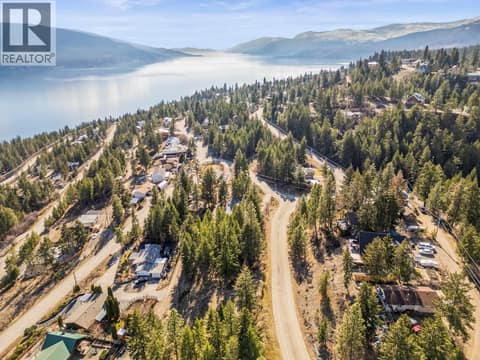 Photo 11 of 10551 Columbia Way, Okanagan North, Vernon