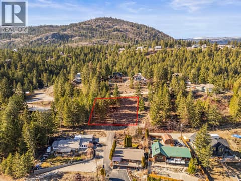 Photo 3 of 10551 Columbia Way, Okanagan North, Vernon