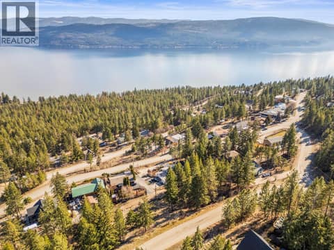 Photo 8 of 10551 Columbia Way, Okanagan North, Vernon