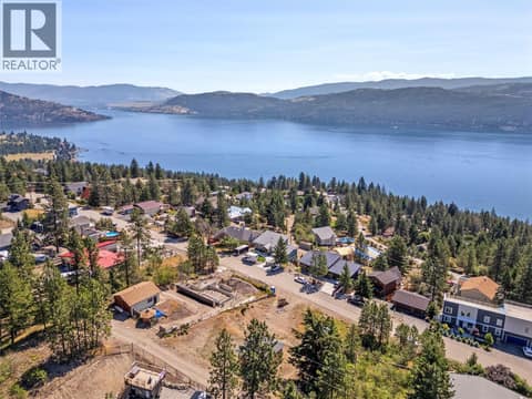 Photo 11 of 538 Mountain Drive, Okanagan North, Vernon