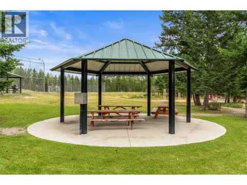Photo 11 of 450 Mountain Drive, Okanagan North, Vernon