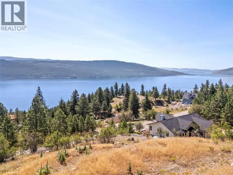 Photo 3 of 450 Mountain Drive, Okanagan North, Vernon