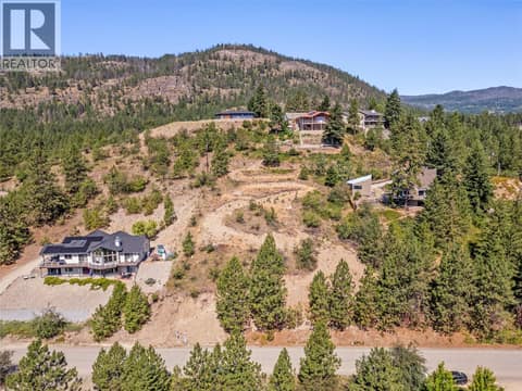 Photo 4 of 450 Mountain Drive, Okanagan North, Vernon