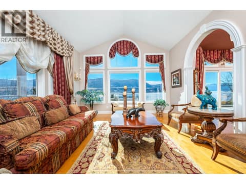 Photo 10 of 7504 Kennedy Lane, Bella Vista, Vernon
