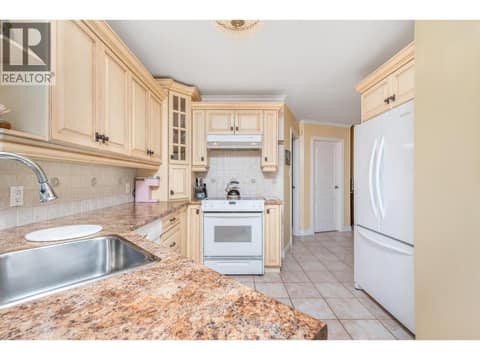 Photo 36 of 7504 Kennedy Lane, Bella Vista, Vernon