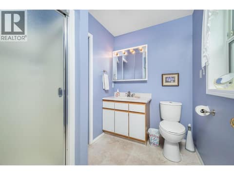 Photo 20 of 833 8 Avenue, Swan Lake West, Vernon