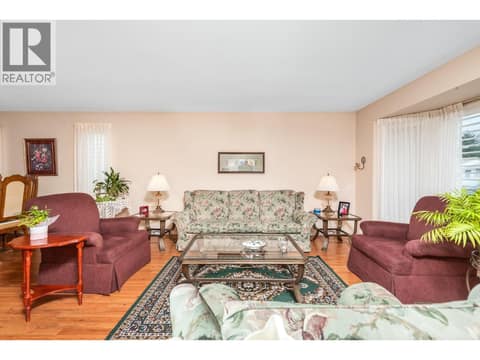 Photo 3 of 833 8 Avenue, Swan Lake West, Vernon