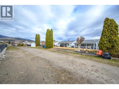 Photo 34 of 833 8 Avenue, Swan Lake West, Vernon