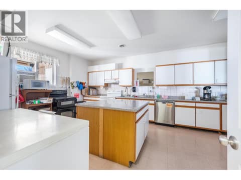 Photo 50 of 833 8 Avenue, Swan Lake West, Vernon