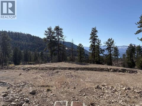 Photo 2 of 172 Wildsong Crescent, Predator Ridge, Vernon