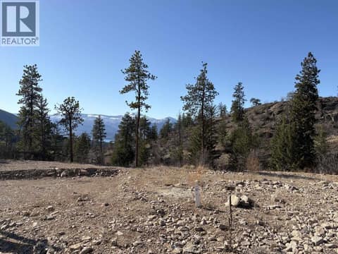 Photo 3 of 172 Wildsong Crescent, Predator Ridge, Vernon